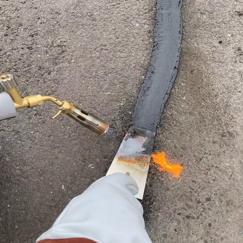 Asphalt Crack Repair Tape 8 m Self Adhesive Road Crack Sealer Asphalt Tape for Repairing Various Asphalt Cracks